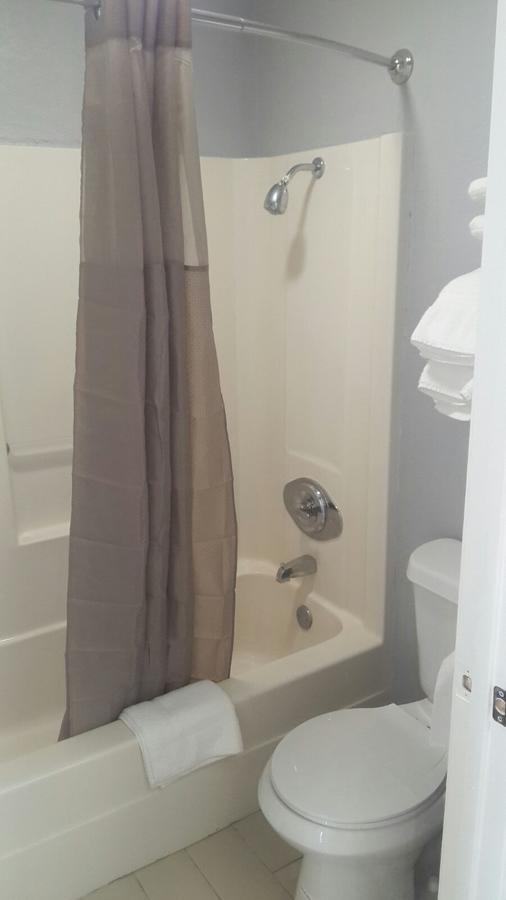 Paris Inn And Suites 외부 사진